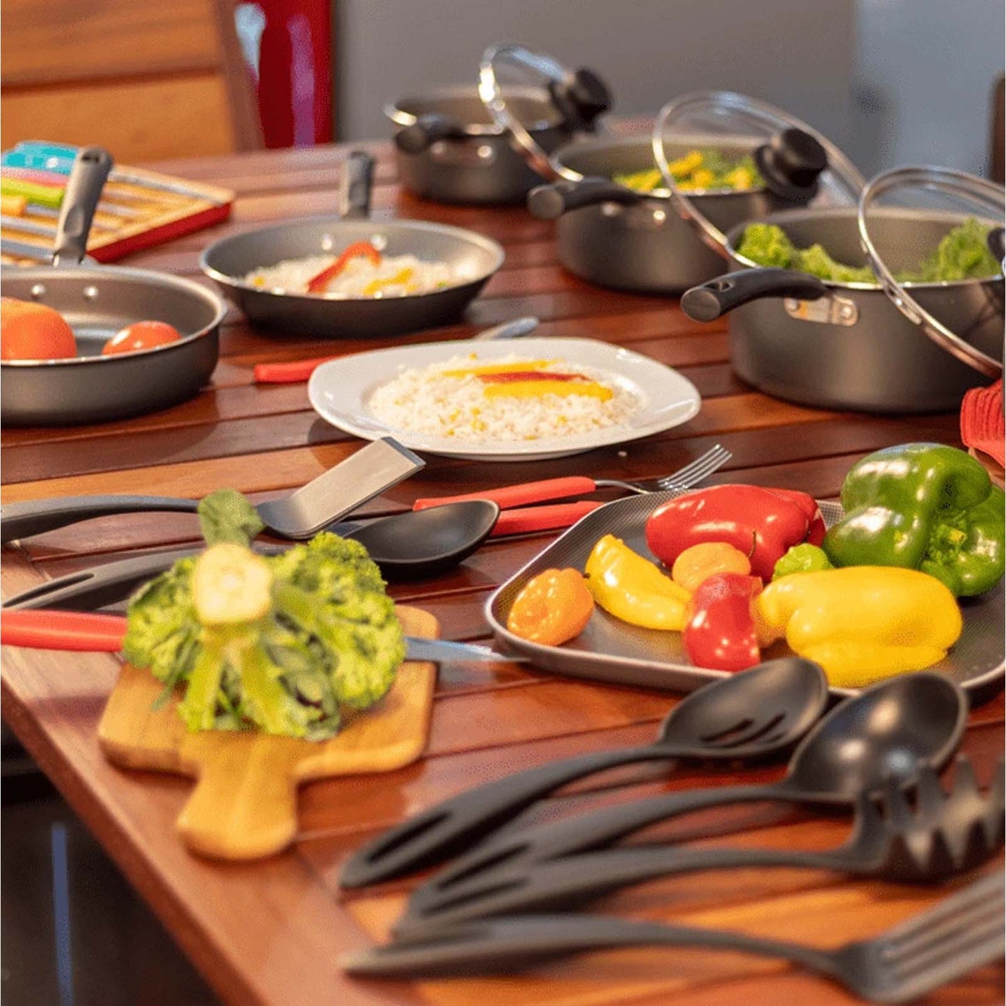 Batería de Cocina Tramontina 18 Piezas Primaware 80119-545