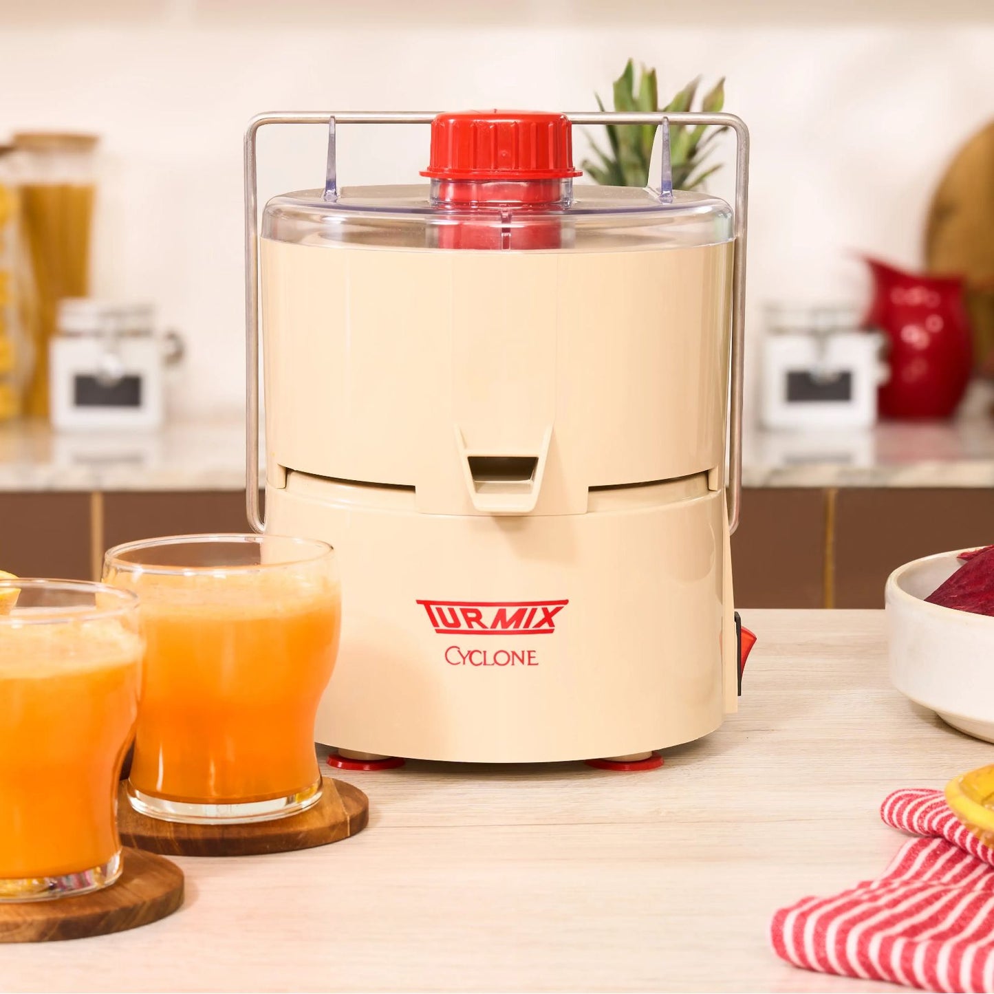 Extractor de Jugos y Exprimidor de Cítricos Turmix Cyclone Beige