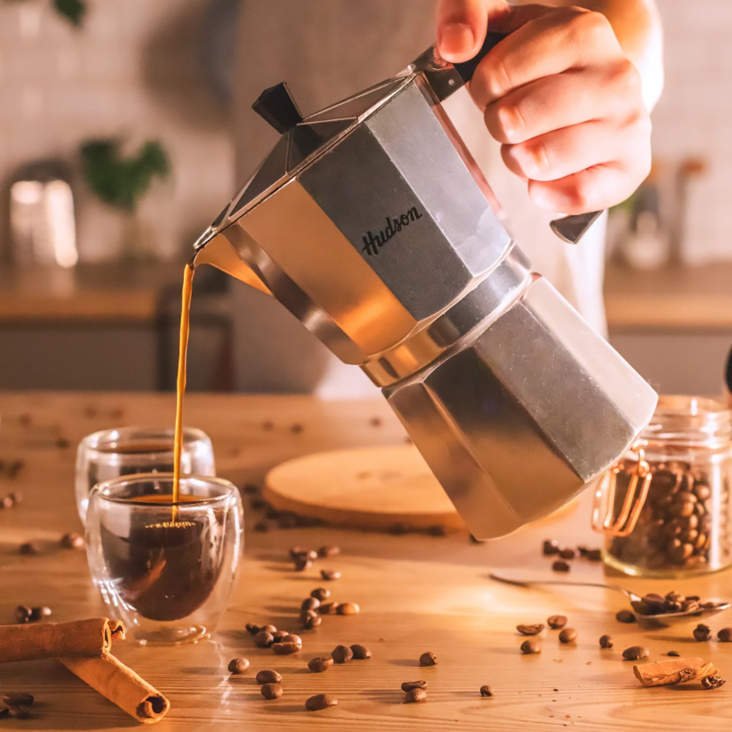 Cafetera Estilo Italiano Hudson 450 ml Aluminio Pulido M003