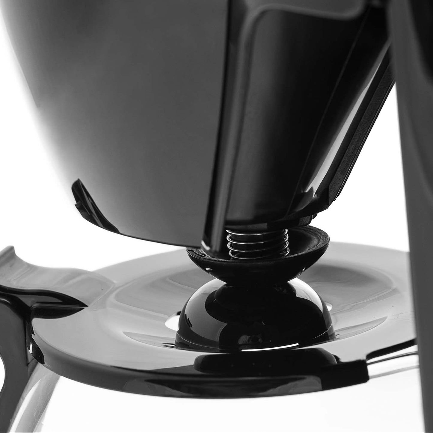 Cafetera con Filtro Permanente 6 Tazas Taurus C6T-BLACK