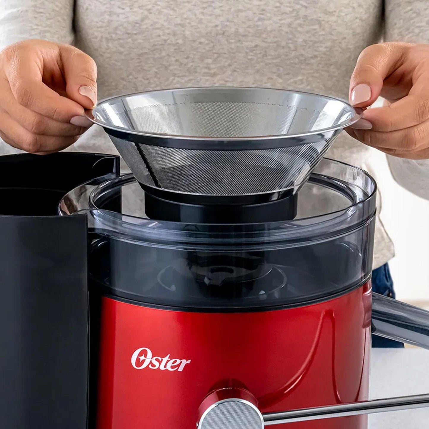 Extractor de Jugos Oster con Boca Ancha Rojo FPSTJE320R