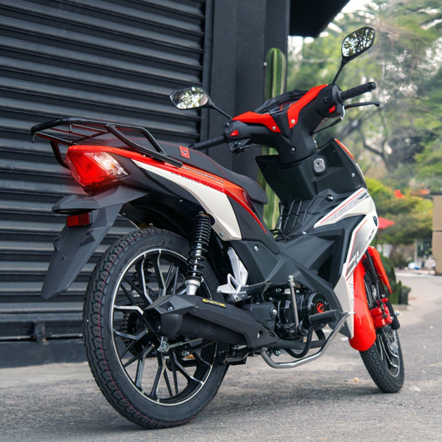 Motocicleta Carabela Hunter Cub 125cc Semiautomática Roja