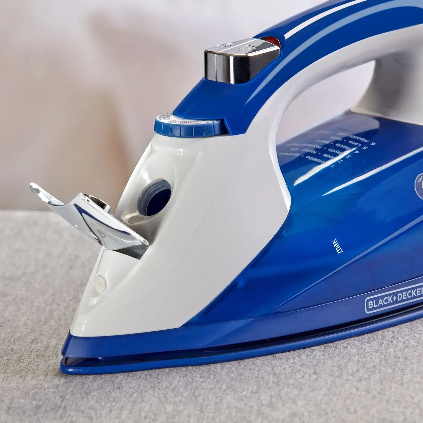 Plancha de Vapor Black+Decker Azul IR1866