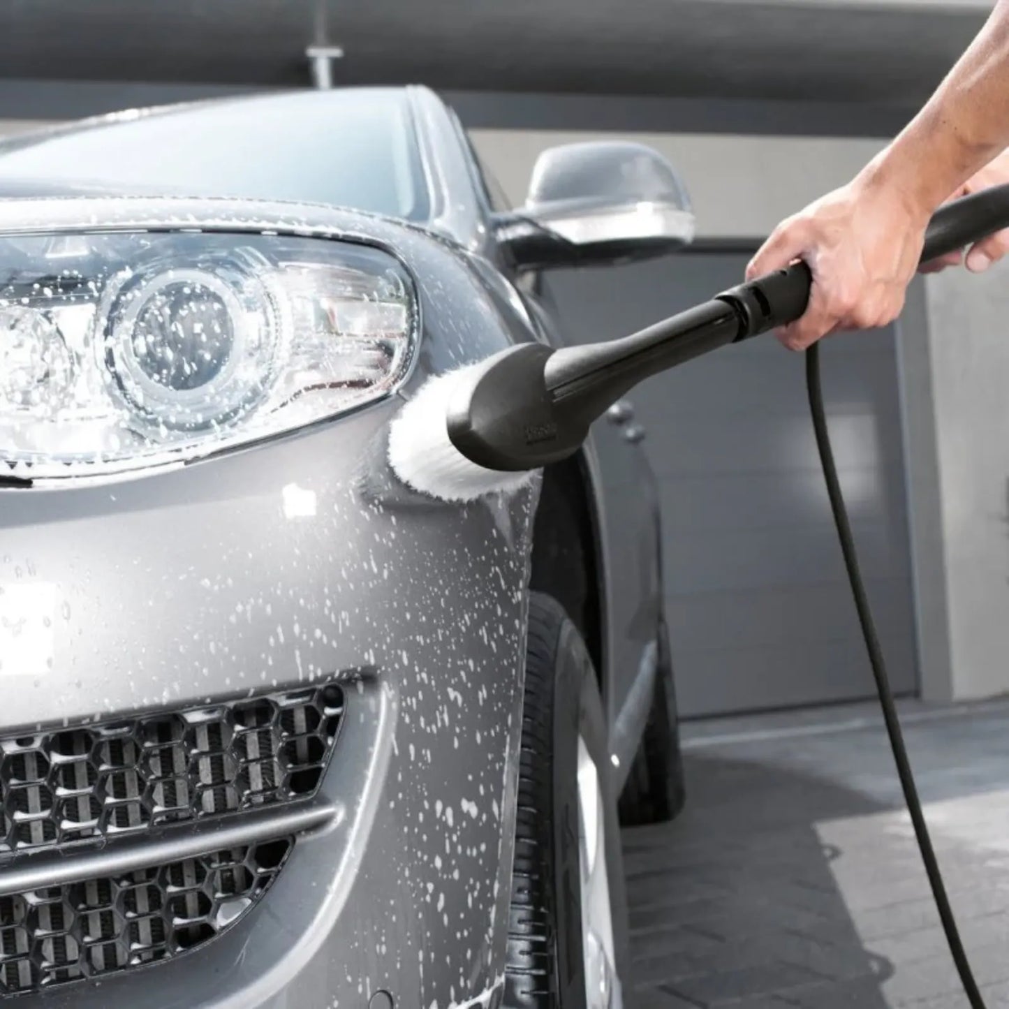 Hidrolavadora Karcher K2 Basic Car Kit Negra