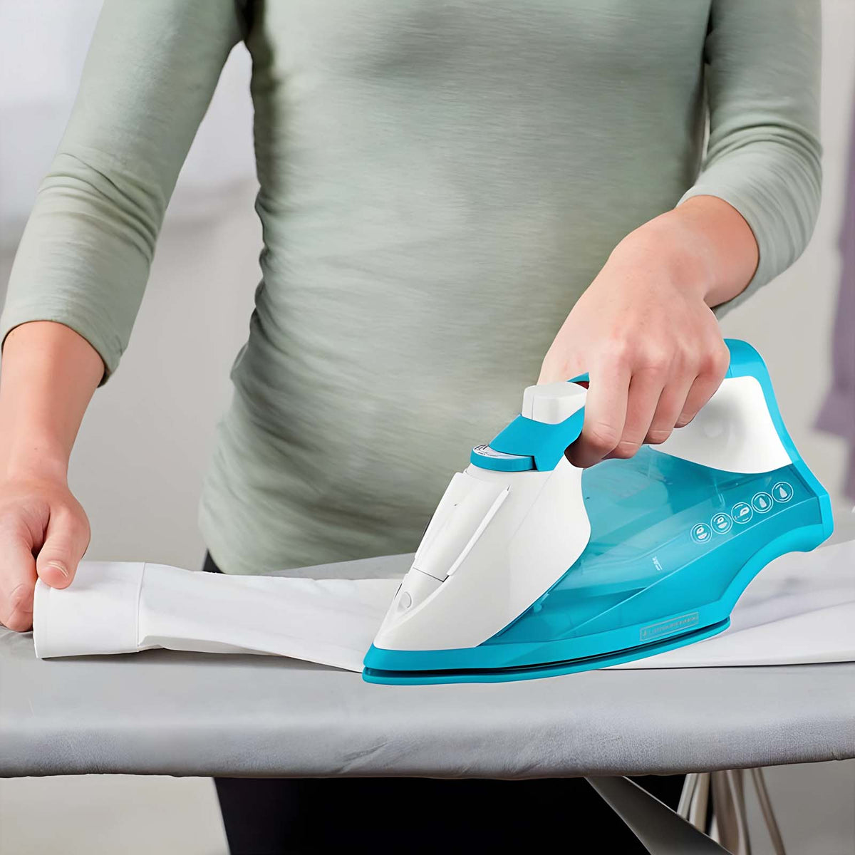 Plancha de Vapor Black+Decker IR1851