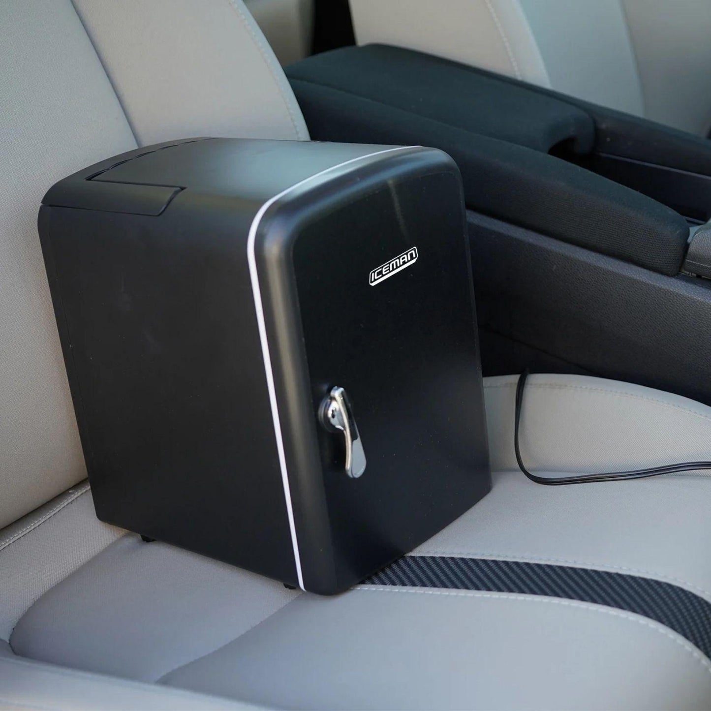 Mini Refrigerador Iceman 4 Litros Puerta Pizarrón Negro RJ48-BLACK-DE-4