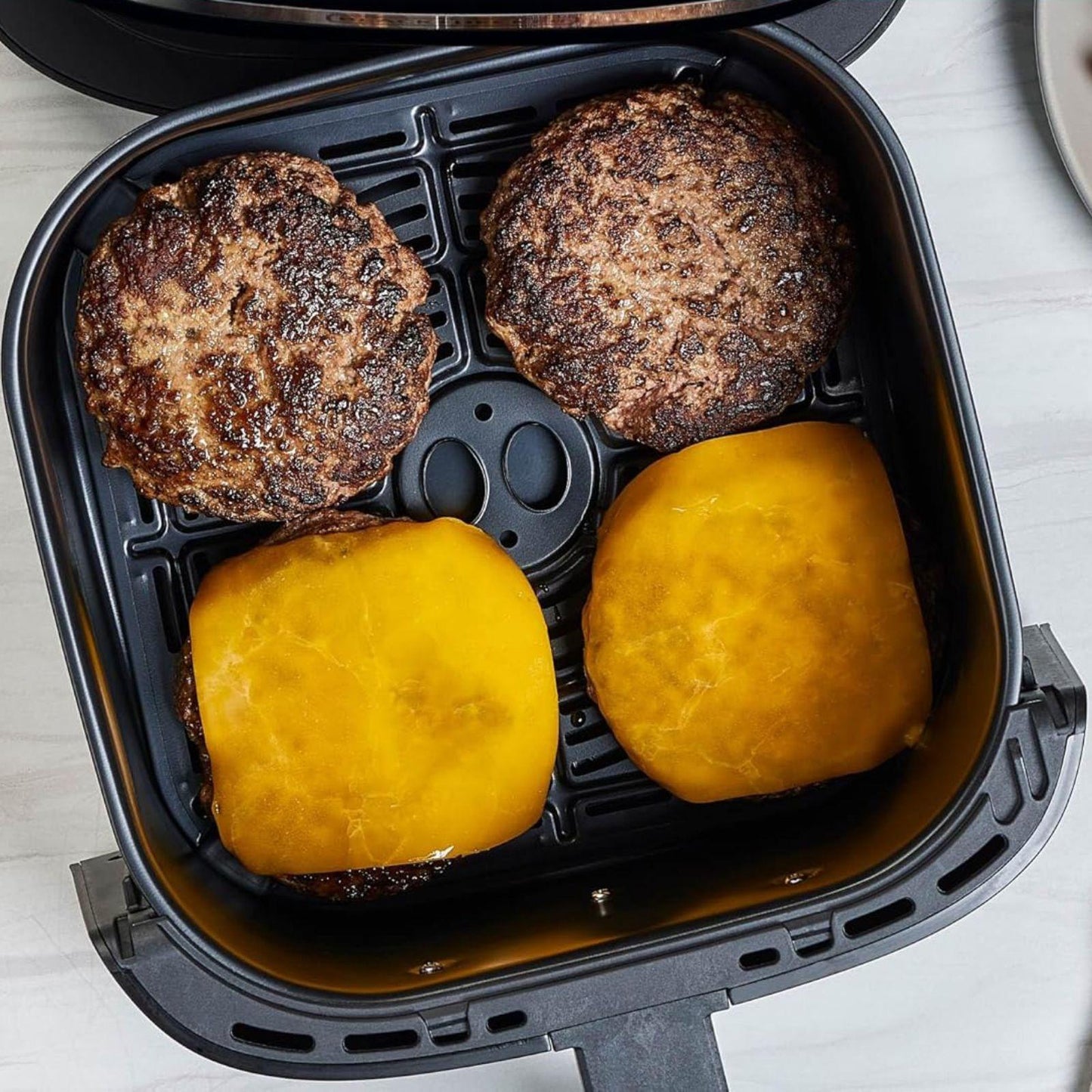 Freidora de Aire Black+Decker Purify 5.5 Litros Negra AFBD62-1BDLA