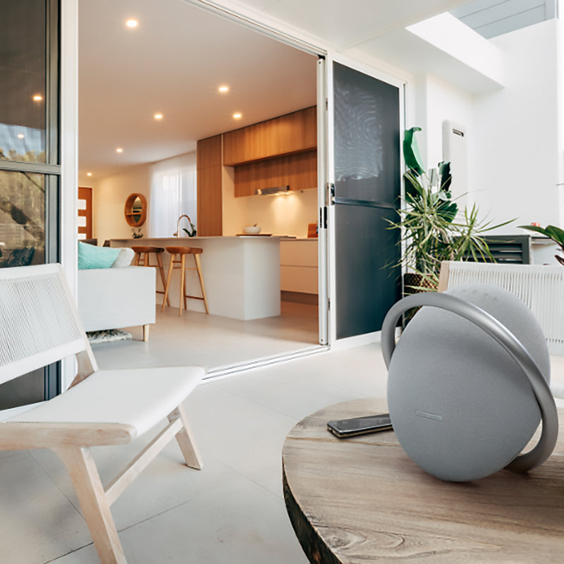 Bocina Inalámbrica Harman Kardon Onyx Studio 7 Gris HKOS7GRYSG