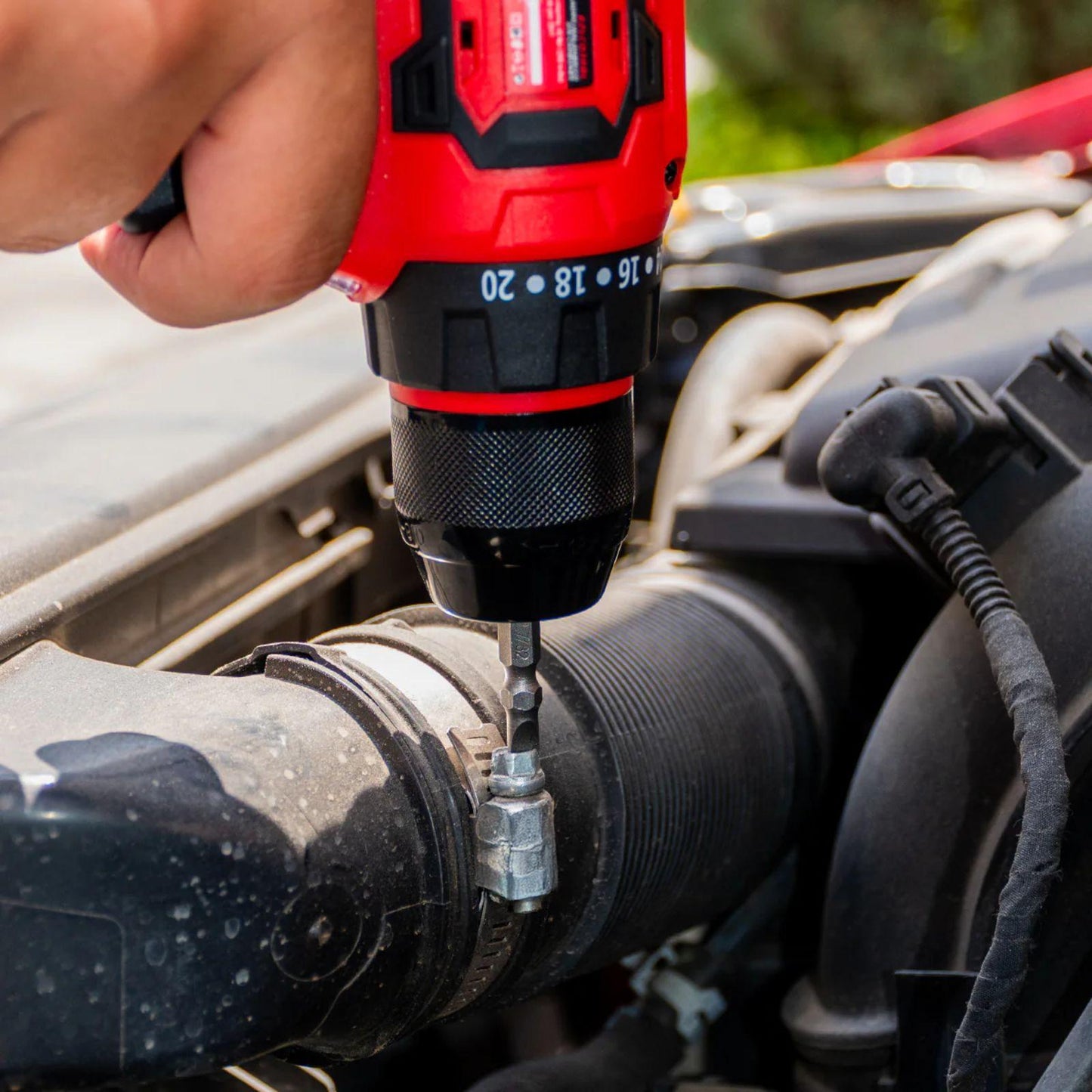 Taladro Inalámbrico Brushless Energizer con Batería y Cargador EZLCD38BL-CB2