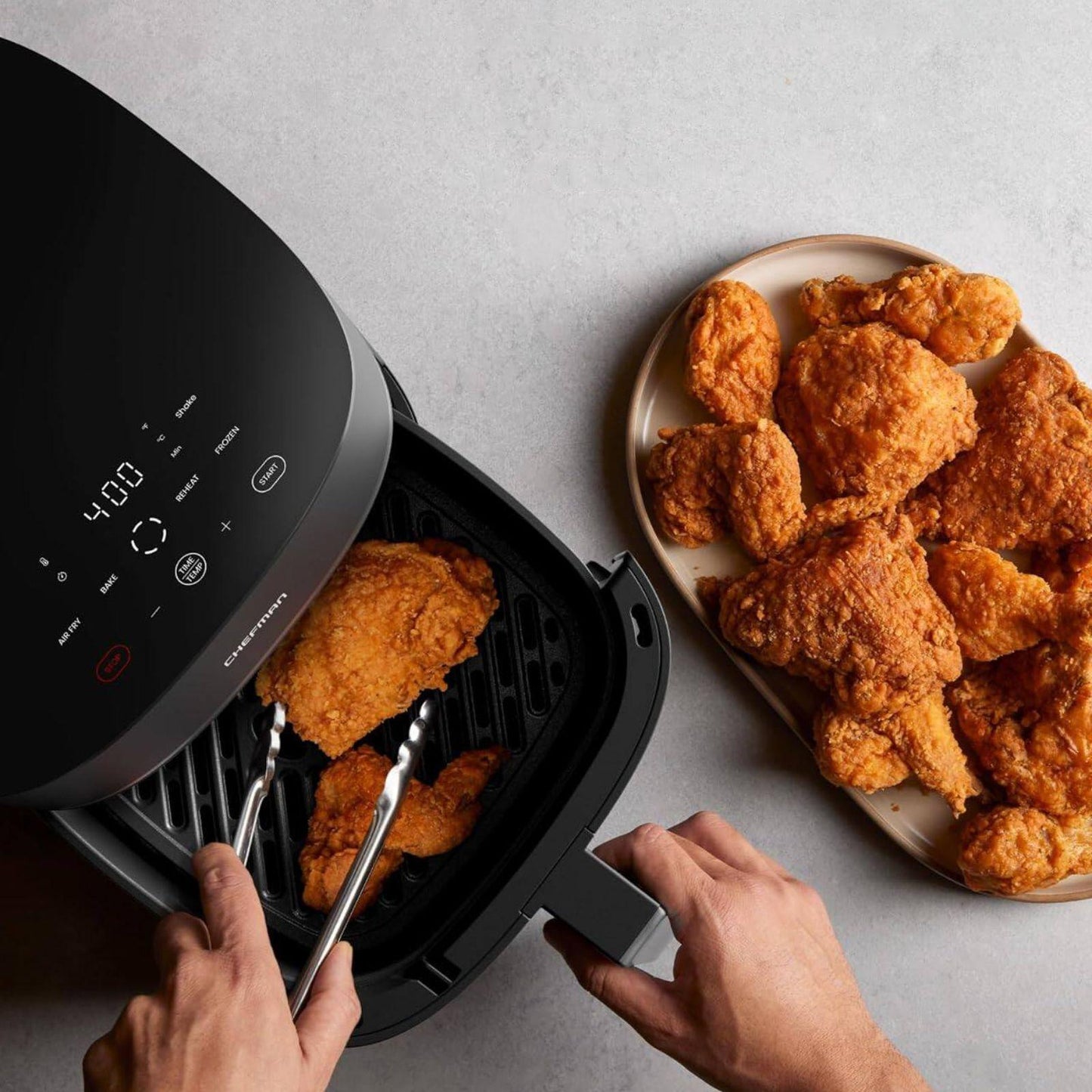 Freidora de Aire Chefman Turbox 4.7 Litros Negra RJ38-5T-MX