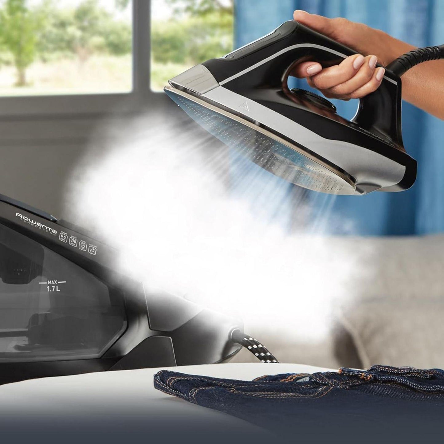 Plancha Central de Vapor Rowenta Master Steam Negra VR8338U1