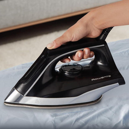 Plancha Central de Vapor Rowenta Master Steam Negra VR8338U1