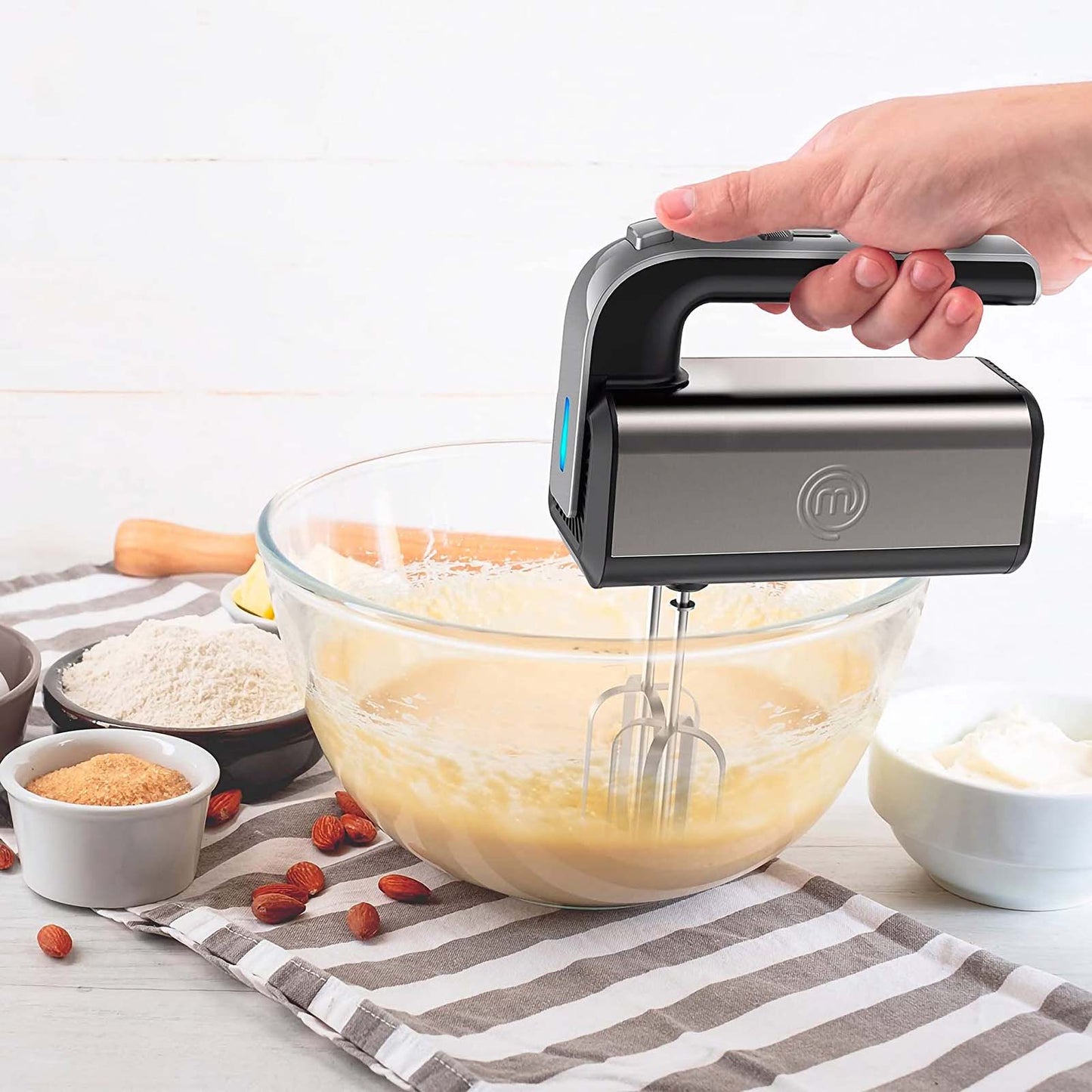 Batidora de Mano Masterchef Turbo Mix 5 Velocidades MK-HM-300SS